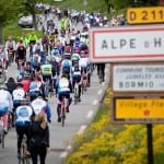 Rennräder auf dem Weg nach Alpe-D-Huez
